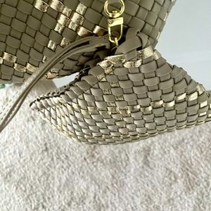 Hobo purse. Used one time. I have i bad back so i cannot carry anything this big